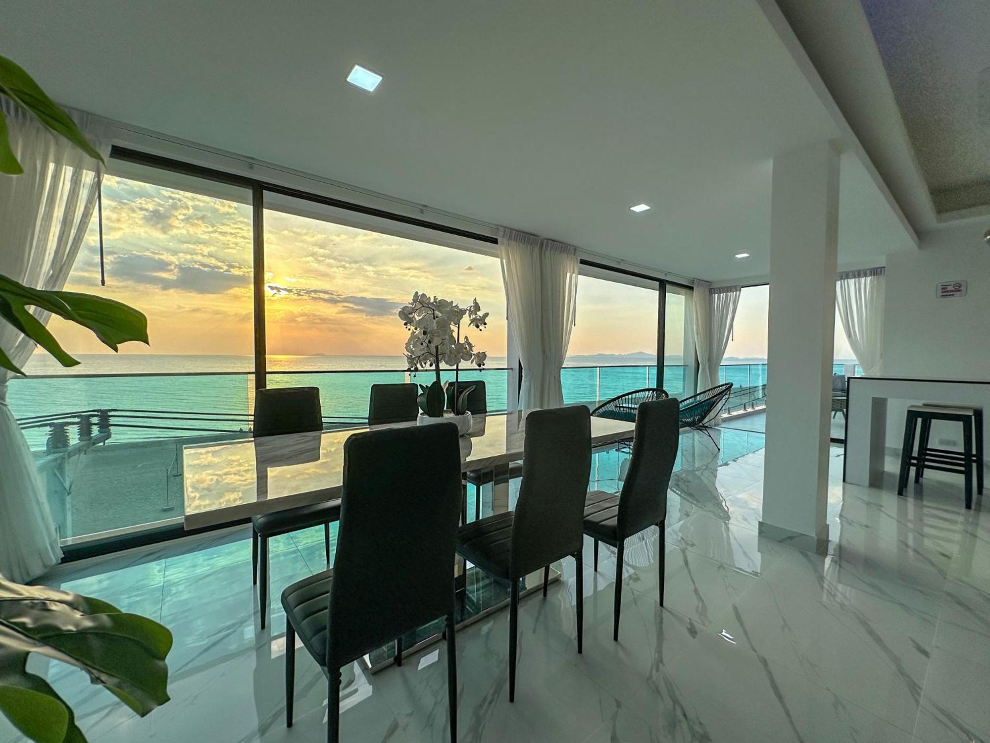 Stunning Beachfront View Luxurious Apartment 40 Praia de Jomtien Exterior foto