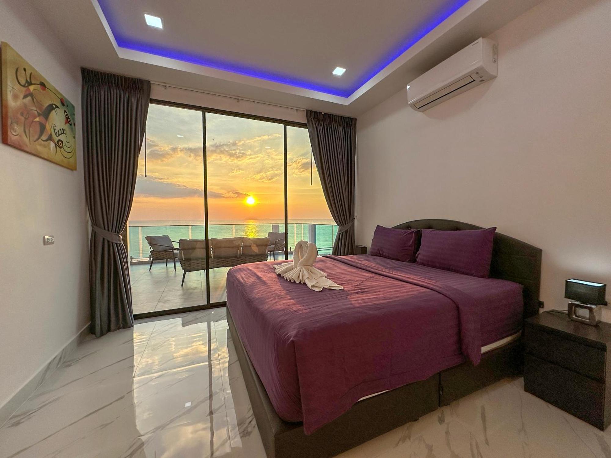 Stunning Beachfront View Luxurious Apartment 40 Praia de Jomtien Exterior foto